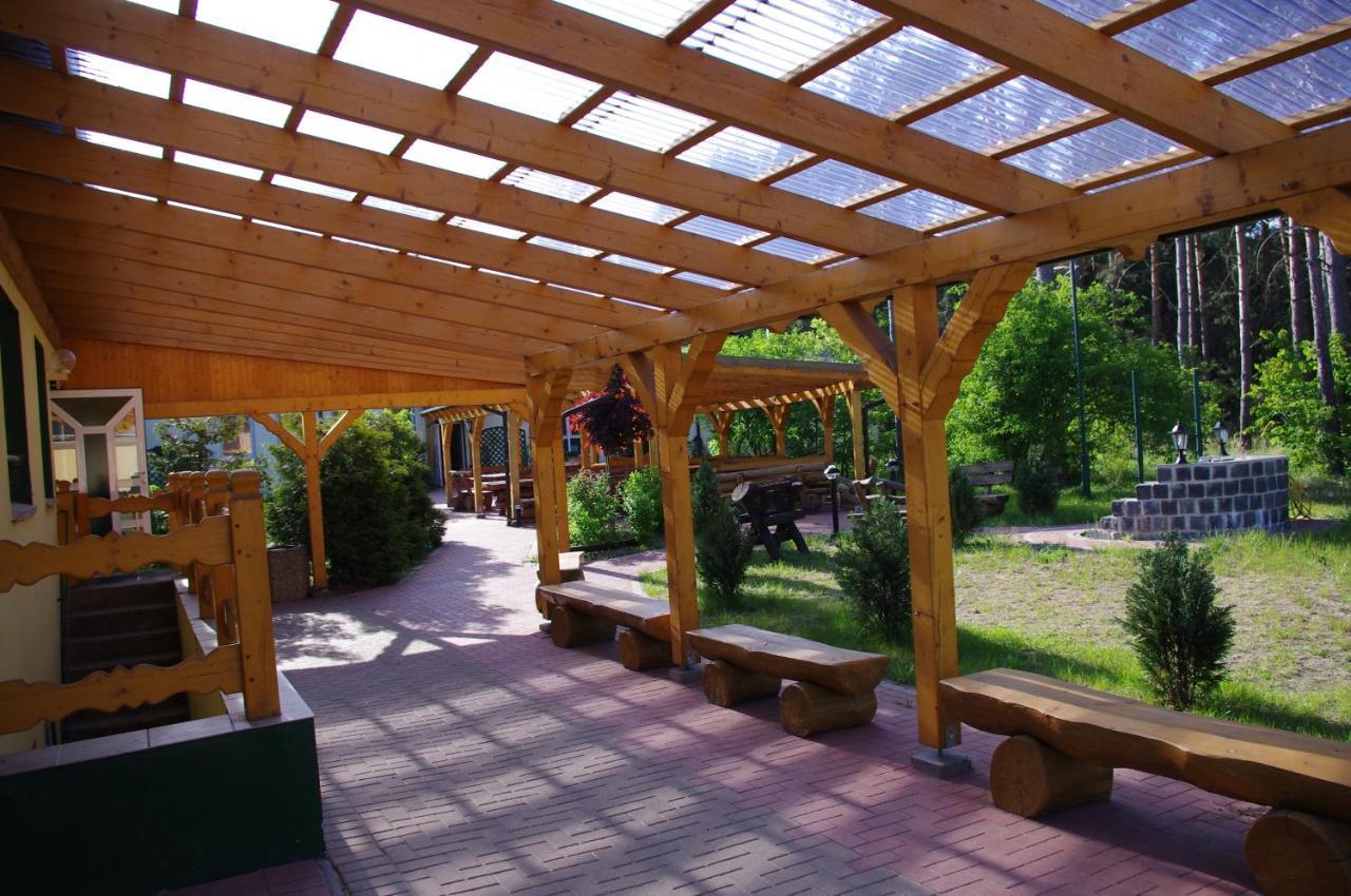 Hostel Waldhaus Am Ferienpark Mirow -Zimmer Du Wc Экстерьер фото