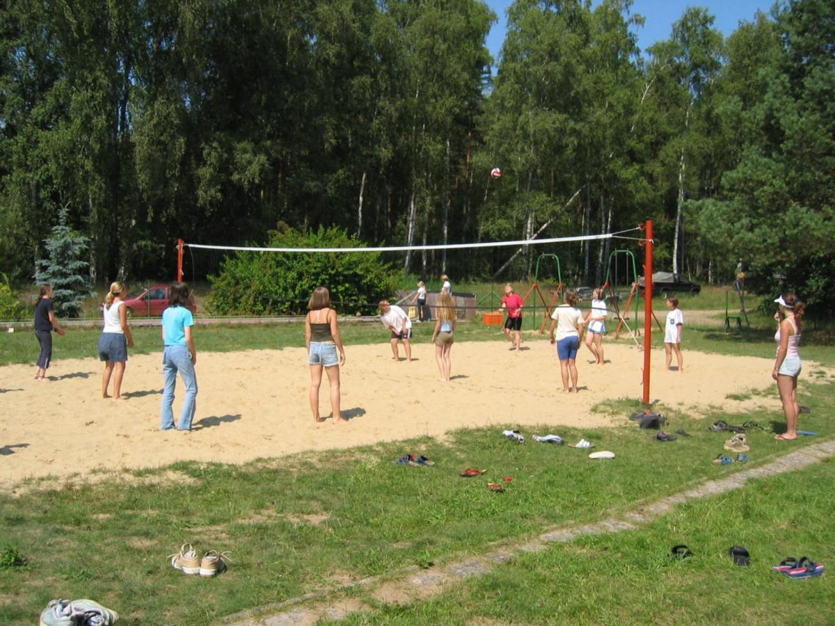 Hostel Waldhaus Am Ferienpark Mirow -Zimmer Du Wc Экстерьер фото